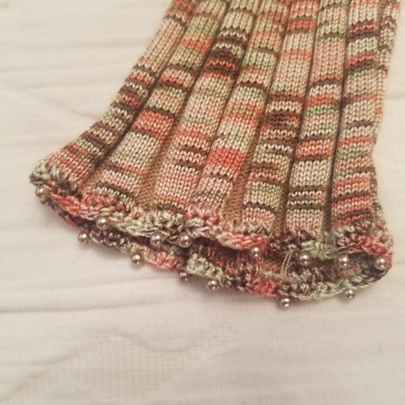 Jh.collectables ribbed top - Picture 4 of 7